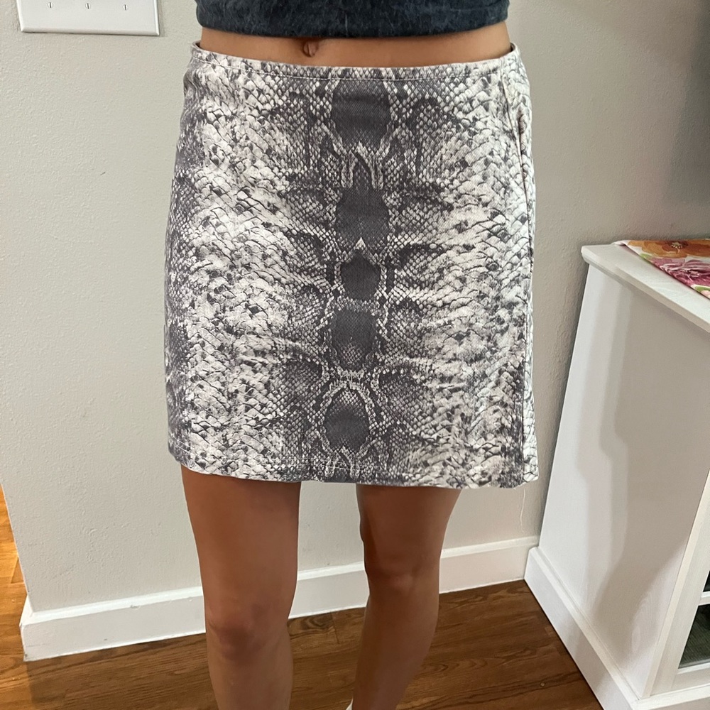 Snake print mini skirt